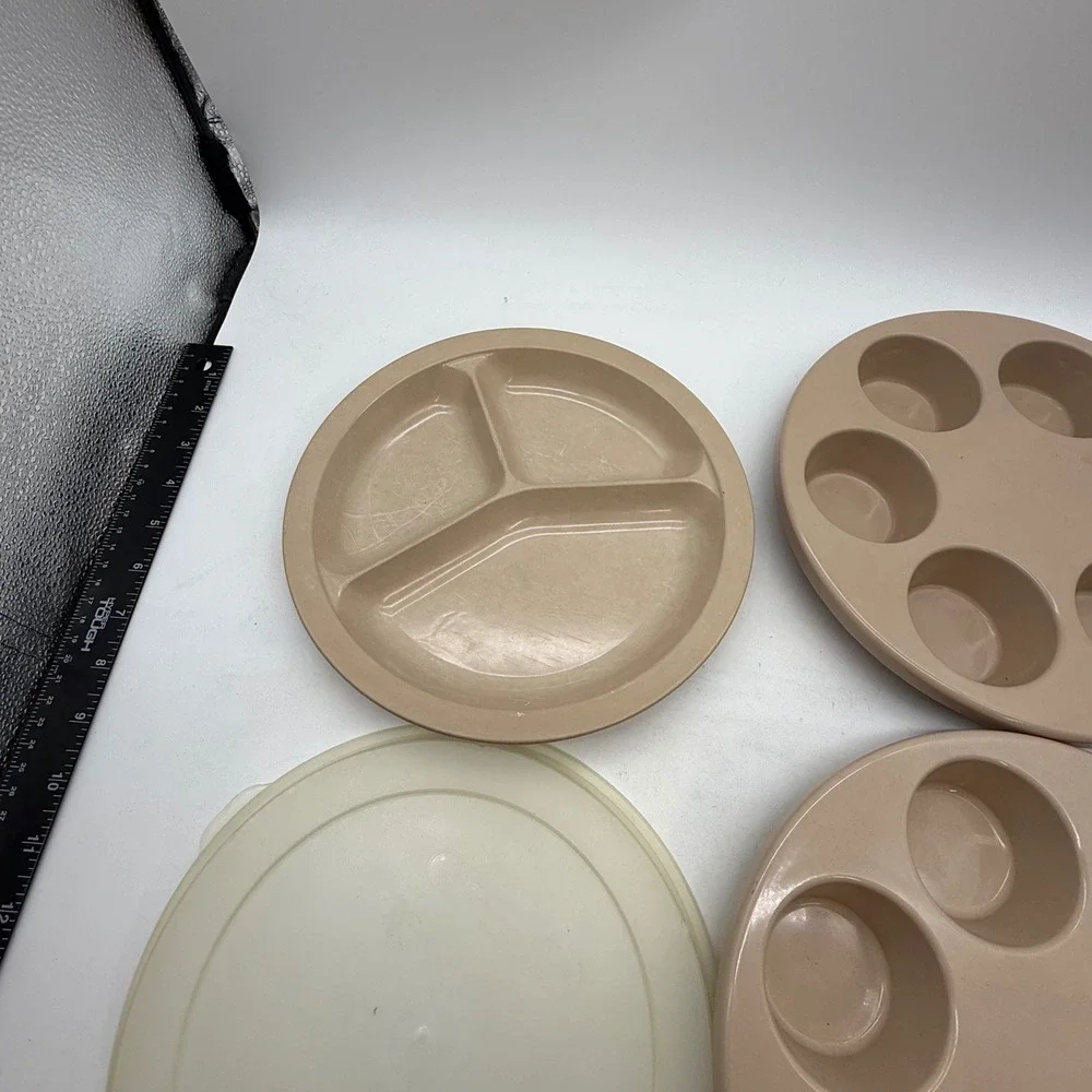 Vtg Anchor Hocking Micro-Ware‎ Set Almond Beige Egg Muffin Trays Divided Plate